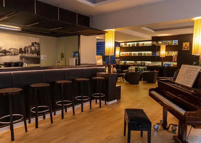 アドヴェニア パリ