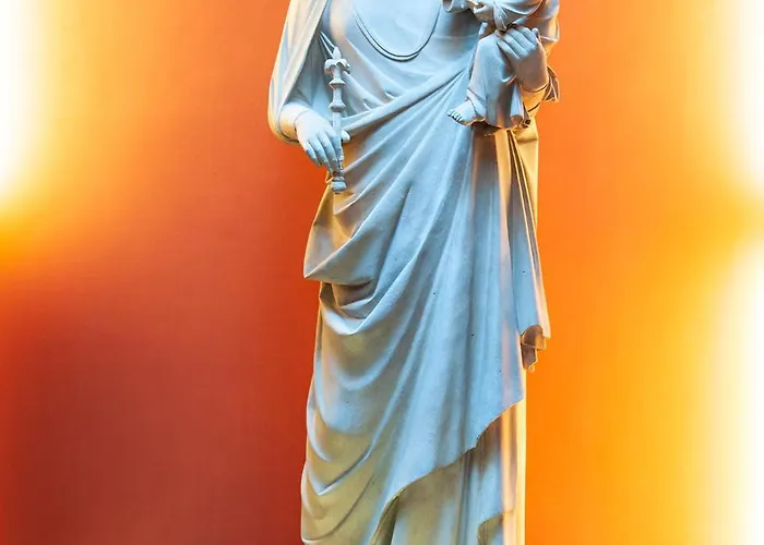 بيت شباب شباب أدفينيات