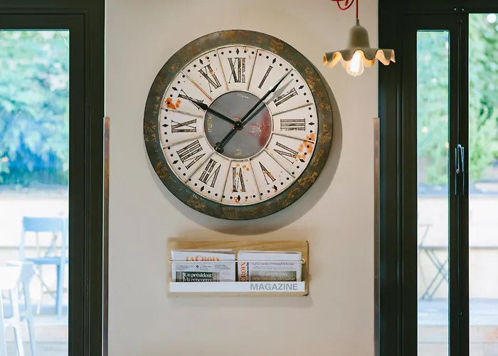 بيت شباب شباب أدفينيات *