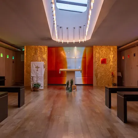 Adveniat Paris