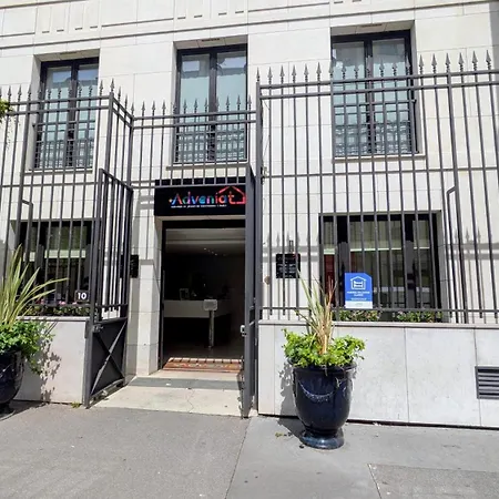 Hostel Adveniat Paris